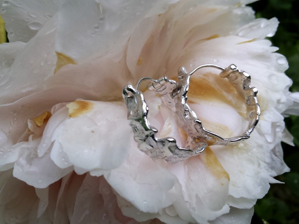 Atelier Solstice – Boucles d’oreilles Cendrillon en argent.